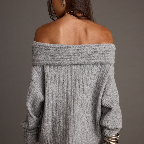 12th Tribe Pamela Heather Grey Off The Shoulder Sweater Size SS - Picture 2 of 3